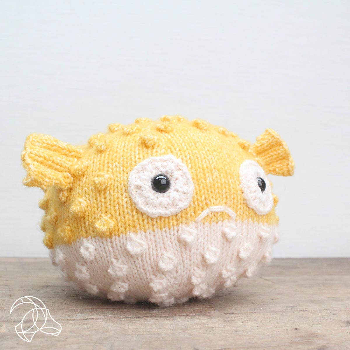 Bart Blowfish Knitting Kit Handicraft