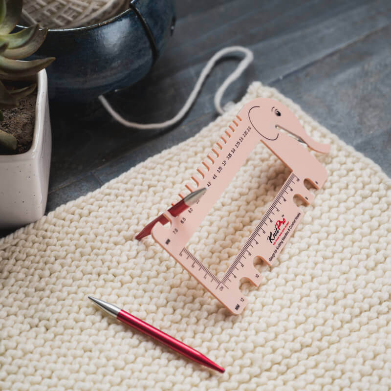 Aiguille à tricoter KnitPro et jauge à crochet avec coupe-fil