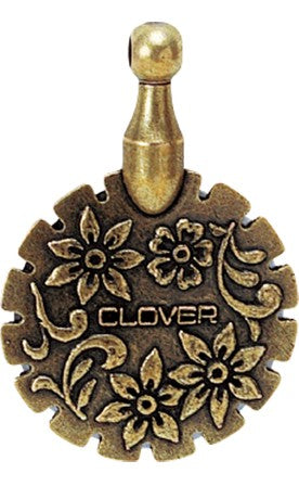 Clover Thread Cutter Pendant