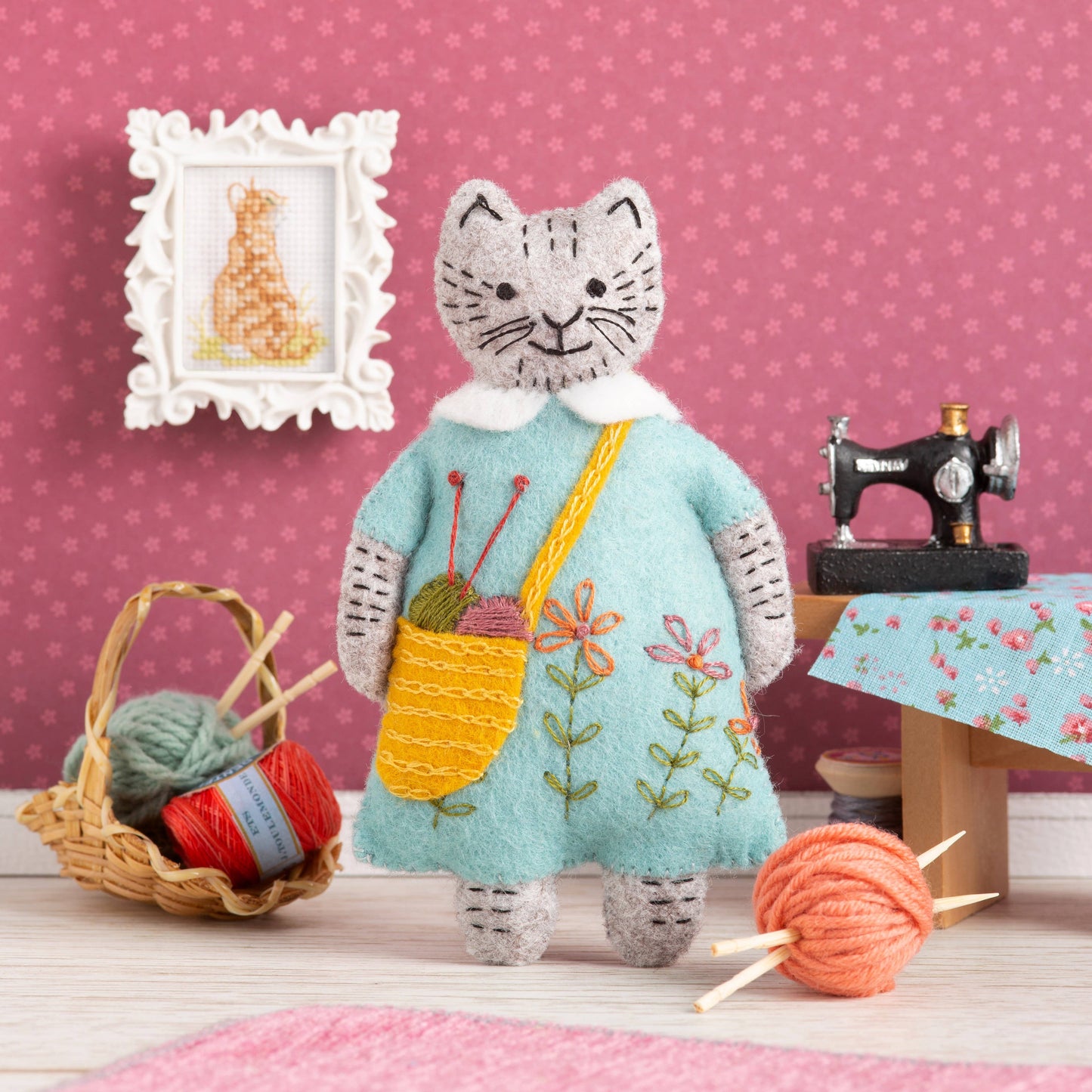 Mrs. Cat Loves Knitting Felt Craft Mini Kit by Corinne Lapierre