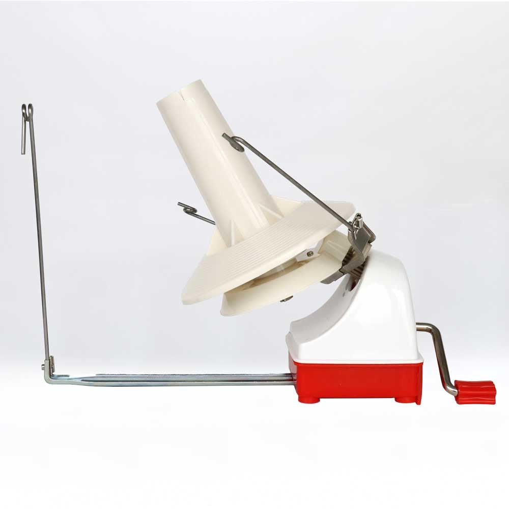 Opry Yarn winder with table clasp