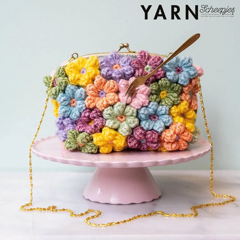 Scheepjes YARN Bookazine no.17 Patisserie