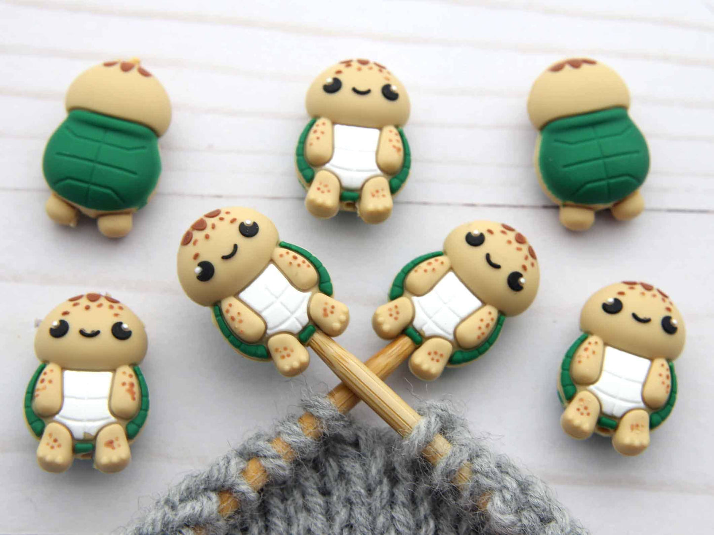Chillin' Turtle | Stitch Stoppers Fox and Pine